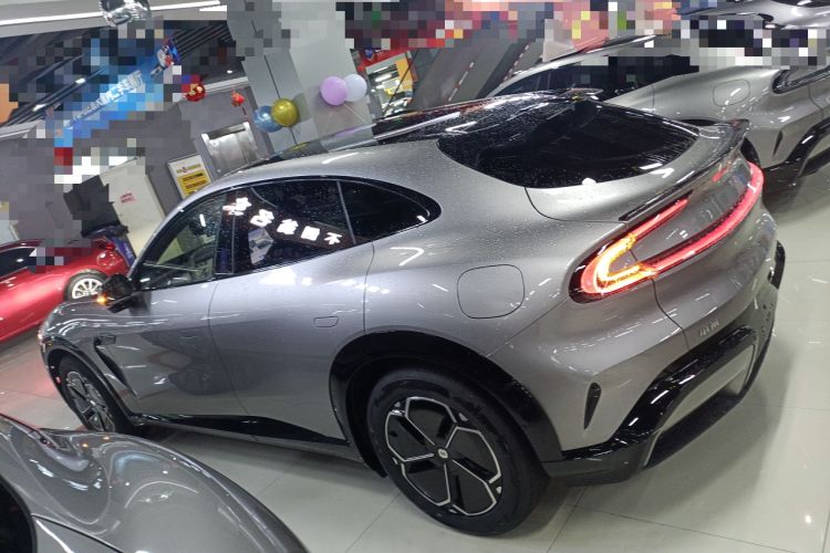 Used  YU7 2025 Ultra-Long Range Rear-Wheel Drive Version
