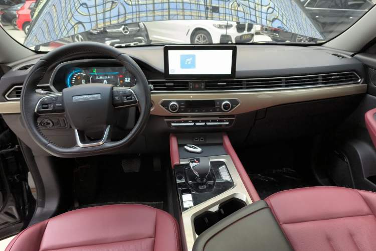 Used JETOUR X70 2023 1.5T DCT Overpass PRO+ Edition 7 Seats
