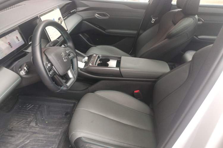 Used BYD Qin L 2025 EV 545KM Beyond Version
