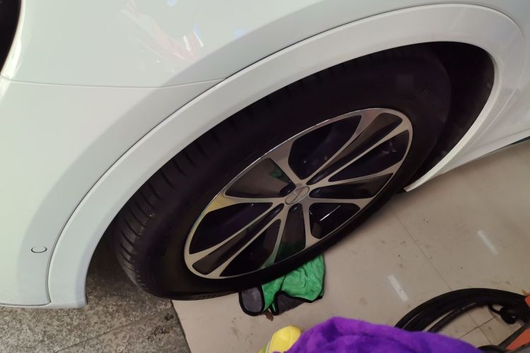 Used Hima Luxeed R7 2024 All-Electric 736 km Ultra
