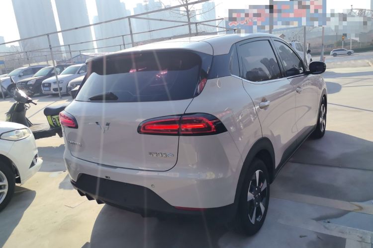 Used Wuling Bingo PLUS 2024 330 km Range Five-Seater Version
