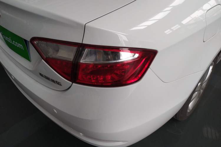 Used Chery Arrizo 7 2015 1.6L Manual ZhiShang Edition
