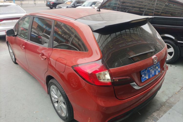 Used Honda Jade 2013 1.8L automatic Comfort version 5 seats