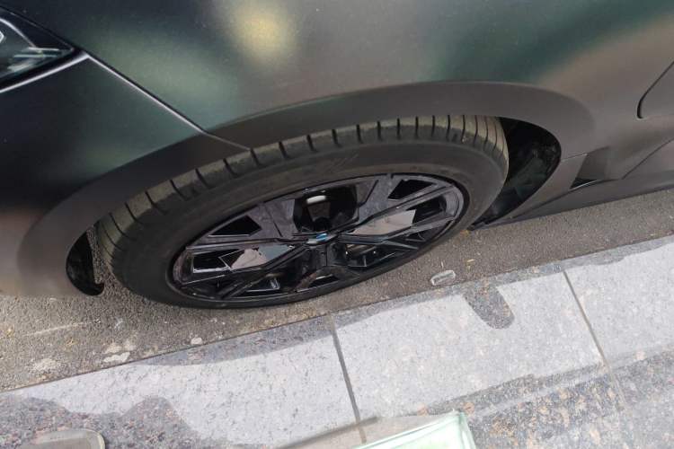 Used BMW i3 2022 eDrive 35 L
