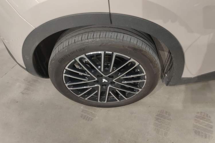 Used  firefly 2025 Illuminated Edition