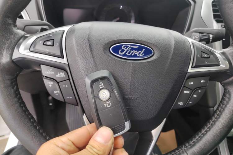 Used Ford Mondeo 2017 EcoBoost 200 Stylish Model
