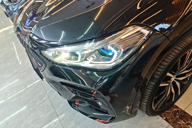 Used BMW X6 2022 Second Facelift xDrive40i Luxury Version M Sport Package
