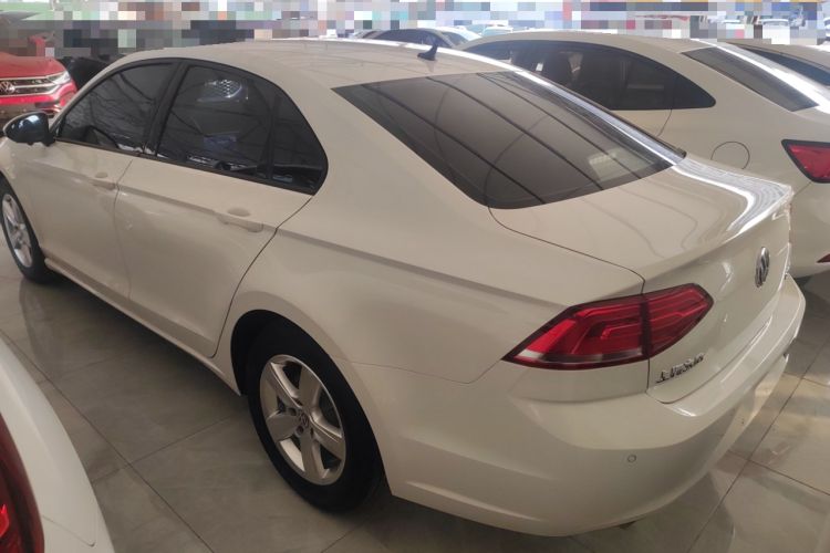 Used Volkswagen Lamando 2017 230TSI DSG Fashion Edition
