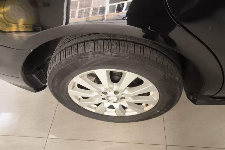 Used Mercedes-Benz R-Class 2017 R 320 4MATIC Business Edition Prestige Model
