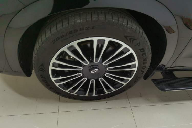 Used Hima AITO M7 2024 1.5T Rear-Drive Plus Version 5 Seats
