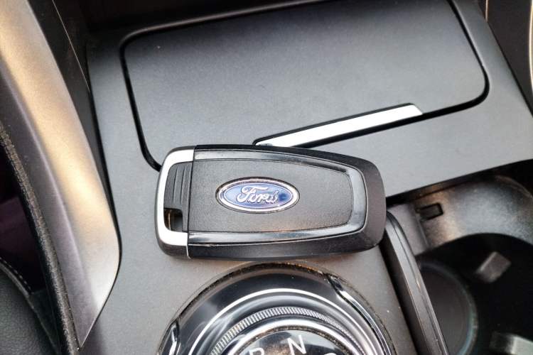 Used Ford Mondeo New Energy 2018 2.0 PHEV Zhihao Trim