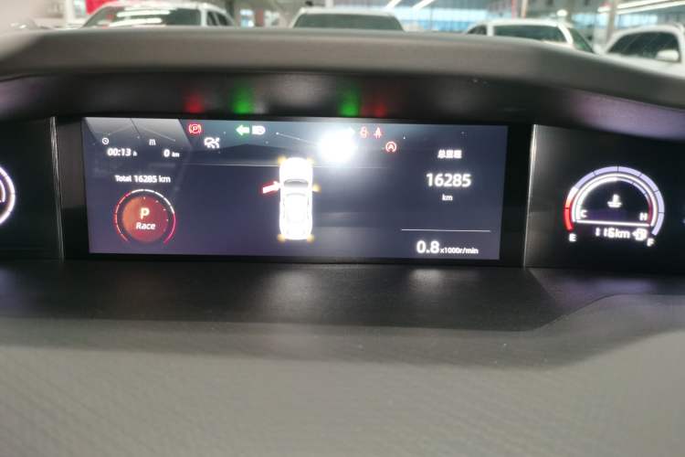 Used Changan UNI-V 2022 1.5T Smart Navigation Version