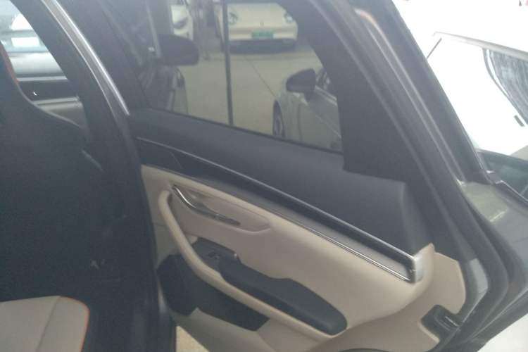 Used BYD Song PLUS New Energy 2023 Champion Edition EV 520KM Prestige Model
