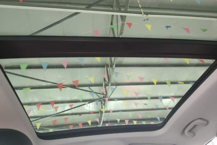 Used Roewe RX5 MAX 2019 300TGI Automatic 4G Connect Luxury Edition
