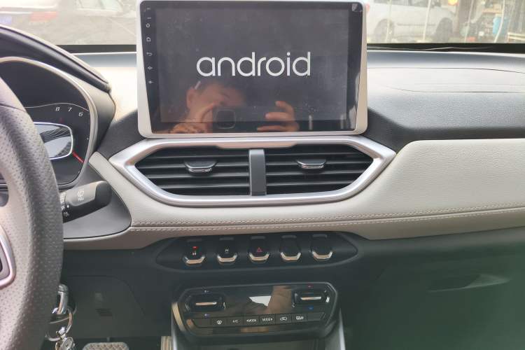 Used Baojun 510 2017 1.5L Automatic Fashion Model