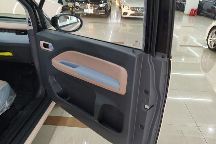 Used Chery QQ Ice Cream 2025 155km Sundae Edition
