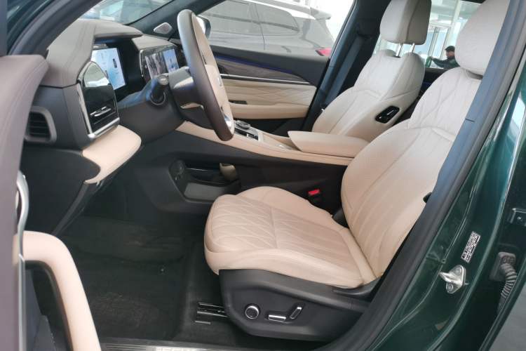 Used Geely Auto Monjaro L 2025 Dongfang Yao 2.0TD Automatic All-Wheel-Drive Wangyue Edition