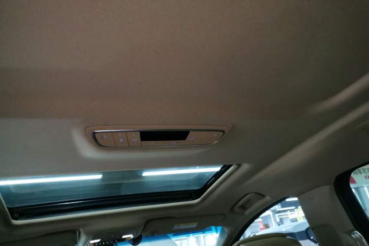 Used Buick GL8 2020 ES Land Cruiser 653T Luxury Edition
