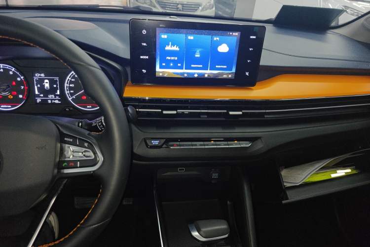 Used Livan X3 PRO 2022 1.5L CVT Xiao Sa
