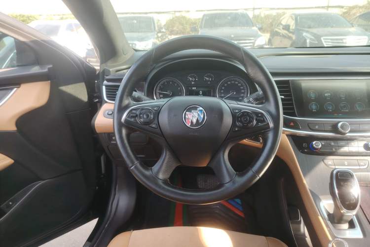 Used Buick LaCrosse 2018 28T Elite Edition
