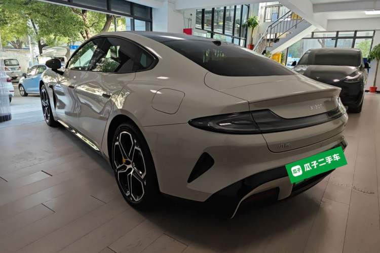 Used  SU7 2024 Rear-Drive Ultra-Long Range Advanced Pro-Level Intelligent Driving Version
