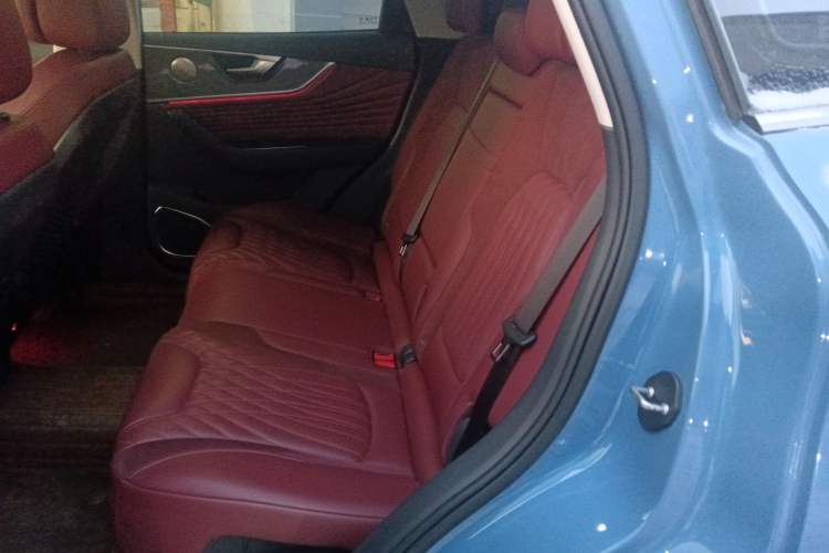 Used Hongqi HS5 2023 2.0T Four-Wheel Drive Flagship Pro Edition