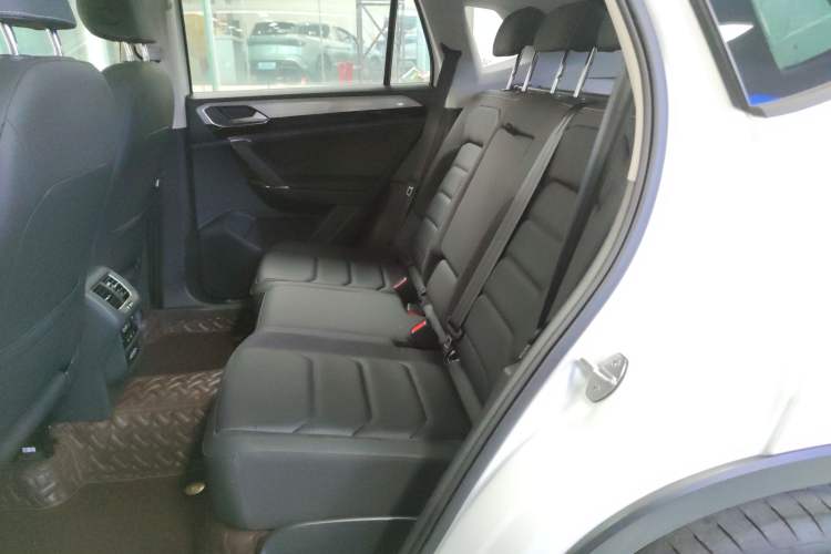 Used Volkswagen Tayron 2022 330TSI Two-Wheel Drive Luxury Smart Connectivity Version