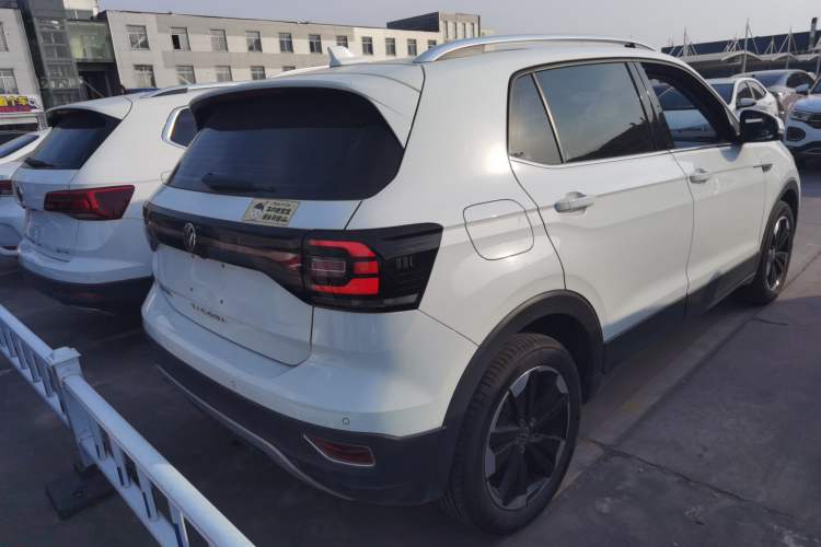 Used Volkswagen Tacqua 2021 1.5L Automatic 30th Anniversary Edition
