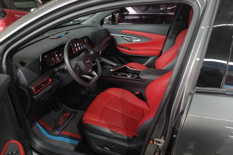 Used Changan UNI-T 2020 1.5T Prestige Version
