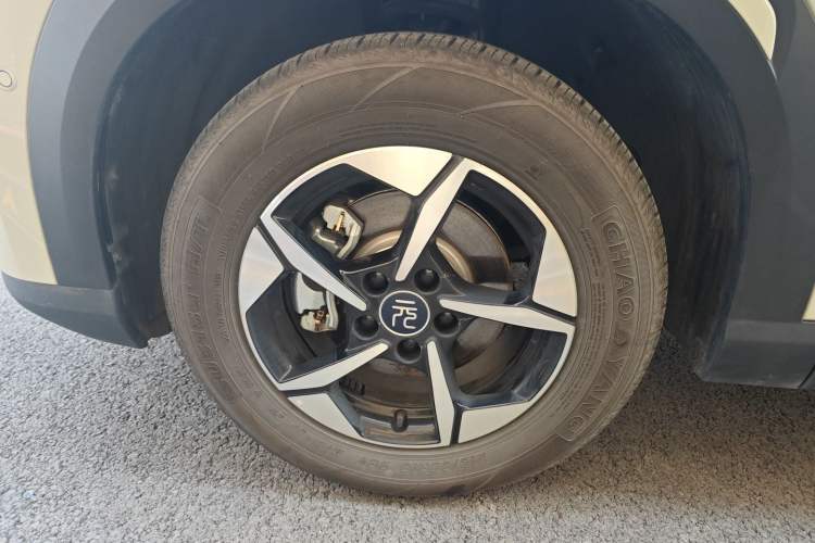 Used BYD Yuan UP 2025 Intelligent Driving Version 401 km Leading Edition