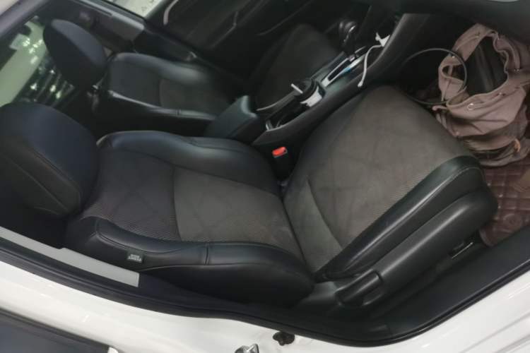 Used Honda Jade 2016 1.8L Automatic Comfort Elite Version 5 Seats