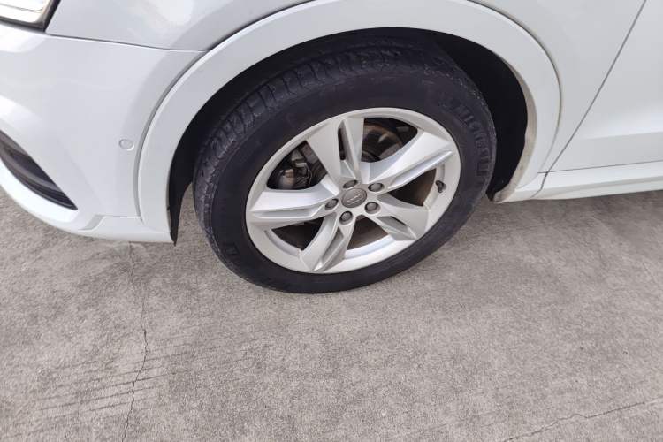 Used Audi Q3 2016 35 TFSI quattro all-wheel-drive style model