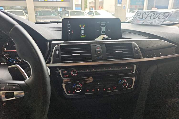 Used BMW 3 Series 2018 320Li Leading Model M Sport Package
