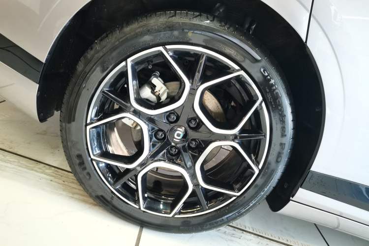 Used  A07 2025 Blue Whale Pure Electric Version 625 Luxury Model
