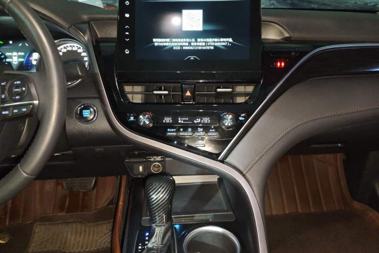 Used Toyota Camry 2021 2.0G Luxury Edition
