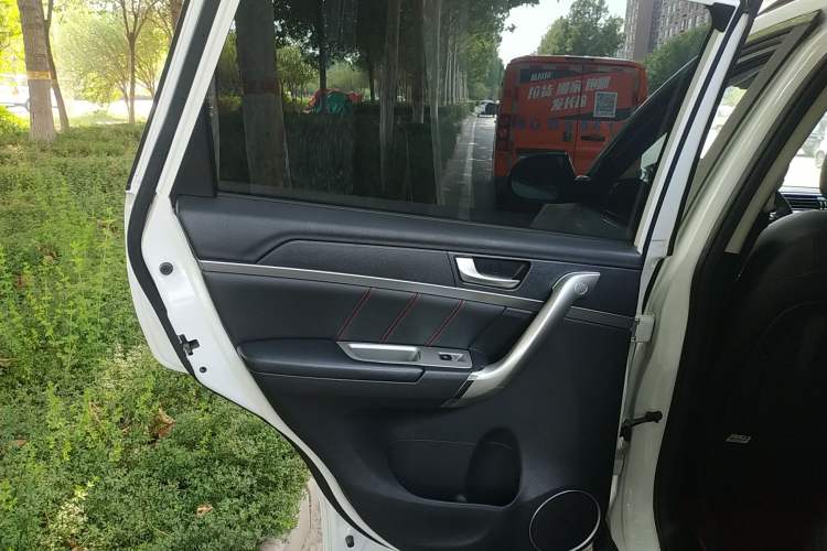 Used Haval H6 2017 Restyled Red-Label Sport Version 1.5T Automatic Two-Wheel Drive Luxury Trim
