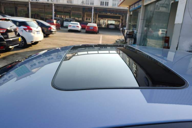 Used Hyundai Elantra 2023 1.5L CVT LUX Prestige Edition