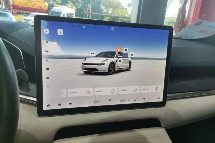 Used Zeekr 001 2022 Ultra-Long Range Dual-Motor YOU Version
