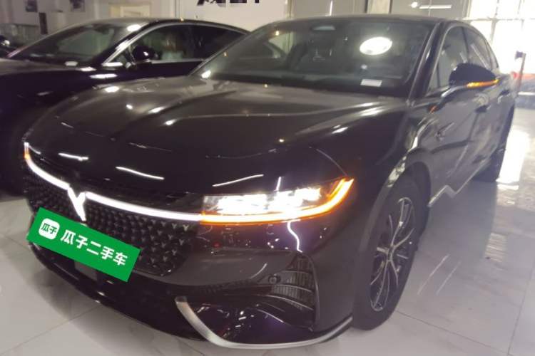 Used VOYAH PASSION 2024 PHEV Four-Wheel Drive Ultra-Long Range Executive Edition
