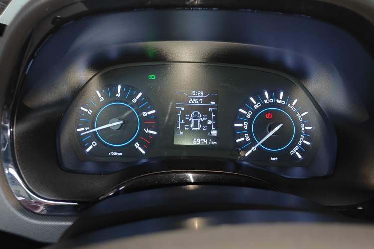 Used Chery Tiggo 3 2016 1.6L Manual ZhiShang Edition