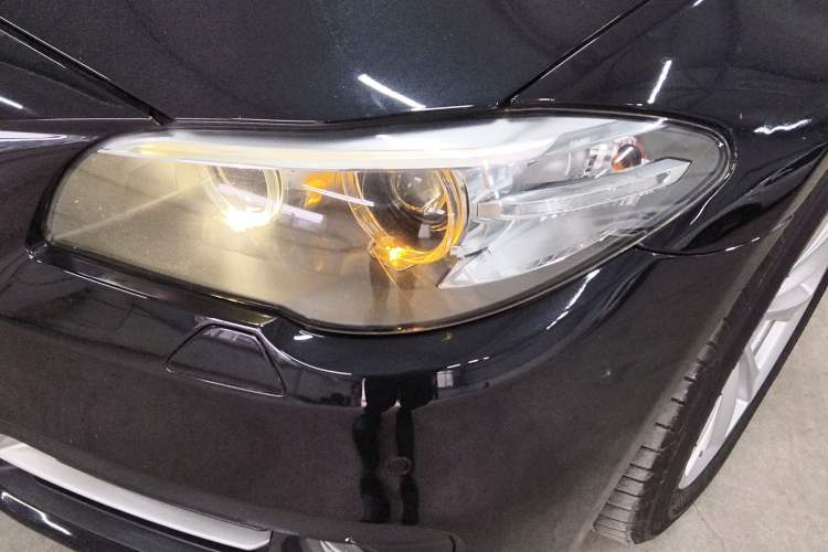 Used BMW 5 Series 2014 520Li Elegant Model
