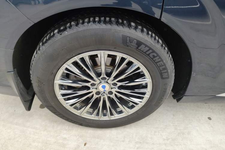 Used Denza D9 2022 DM-i 970 Four-Wheel Drive Prestige Model