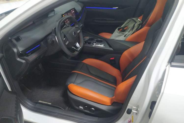 Used Changan UNI-V 2024 1.5T Prestige Sport Edition
