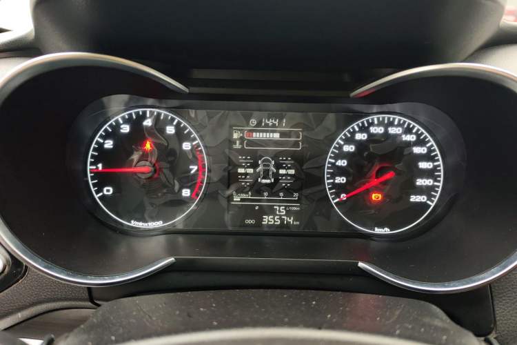 Used JETOUR X70M 2020 Revised 1.5T Manual Partner Version 5-Seater
