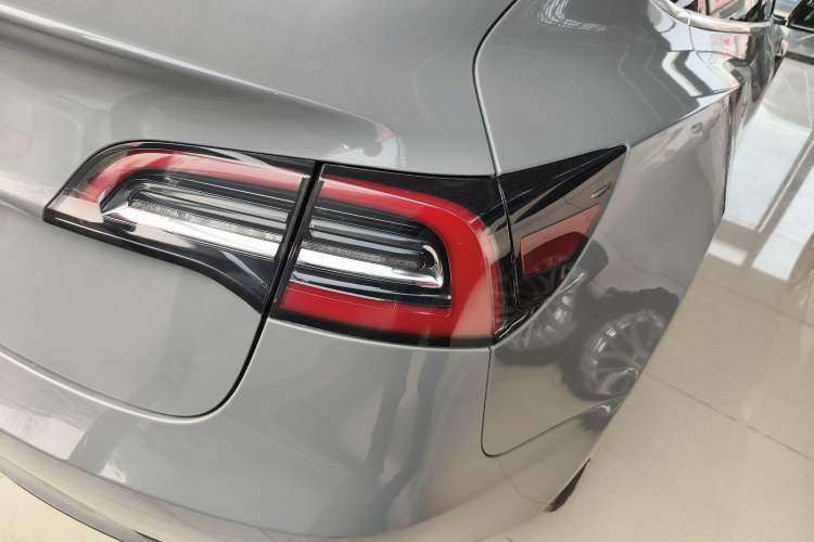 Used Tesla Model 3 2019 Standard Range Rear-Drive Upgraded Version
