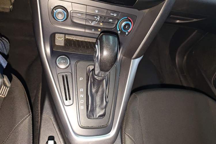 Used Ford Focus 2018 Hatchback Classic 1.6L Automatic Comfort Plus SmartDrive Edition
