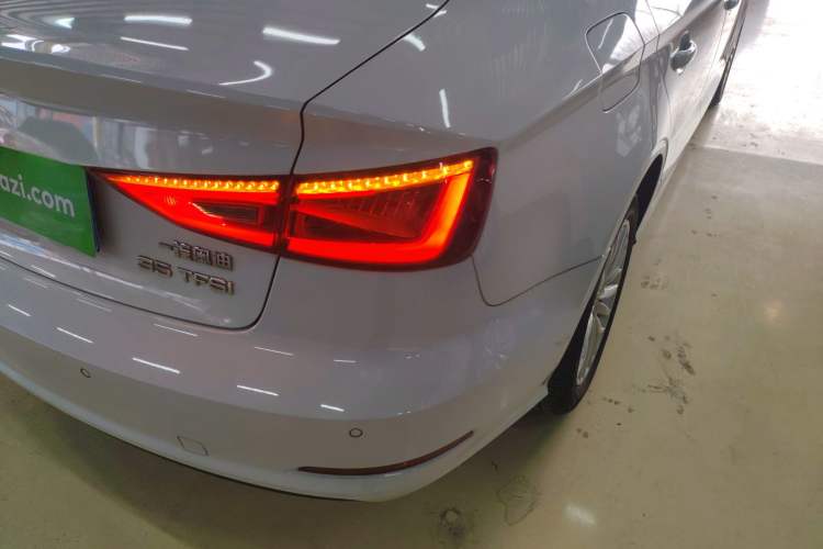 Used Audi A3 2015 Limousine 35 TFSI Millionth Anniversary Intelligent Leading Model