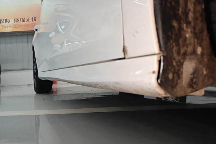 Used MG 5 2022 180 DVVT CVT Youth Luxury Edition
