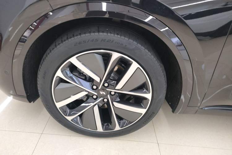 Used Li Auto L9 2022 Max model
