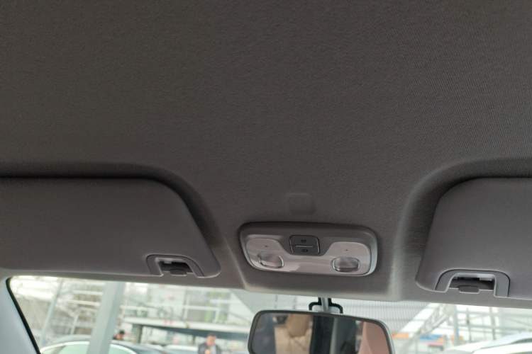 Used Chery QQ Ice Cream 2024 Edition Youth Version 205km Sundae
